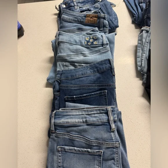 Bundle American eagle  Light Blue dark Women's Jeans - Comfortable Everyday - Picture 2 of 2